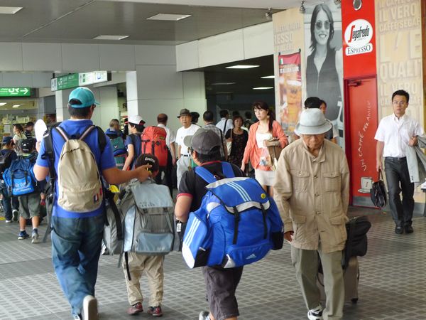 中国和日本之间差了多少经纬度 和澳大利亚呢